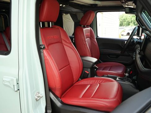 Used 2024 Jeep Wrangler Unlimited Rubicon 392 AWD/4WD image 16
