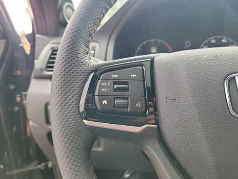 Certified 2026 Honda Ridgeline Black Edition image 16
