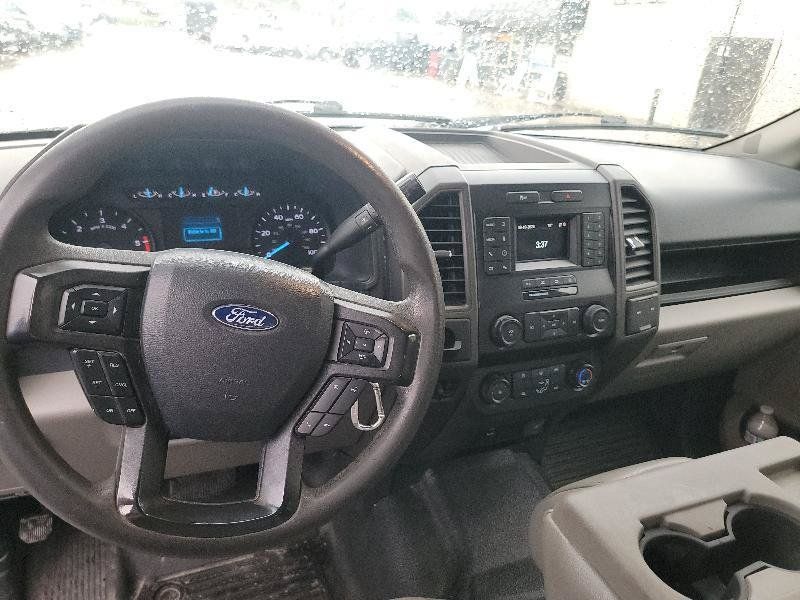Used 2022 Ford F350 XL w/ Power Equipment Group RWD image 5