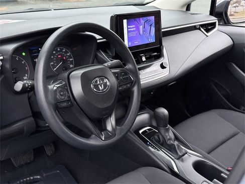 Certified 2025 Toyota Corolla LE image 19
