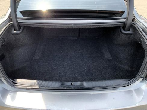 Used 2012 Dodge Charger SE RWD image 27