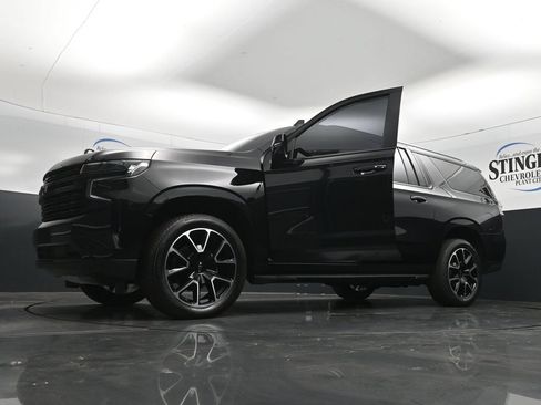 Used 2024 Chevrolet Suburban RST w/ Luxury Package RWD image 28
