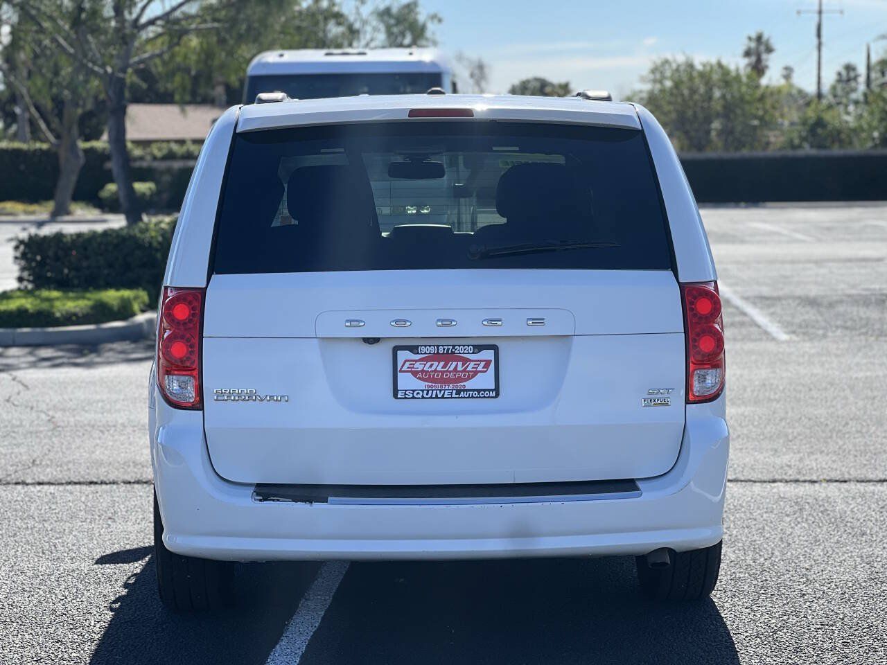 Used 2019 Dodge Grand Caravan SXT FWD image 36