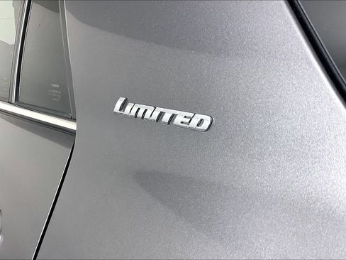 Used 2023 Toyota 4Runner Limited AWD/4WD image 22