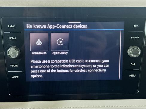 Used 2025 Volkswagen Taos SE FWD image 22