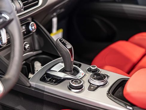 New 2026 Alfa Romeo Stelvio Sprint AWD/4WD image 20