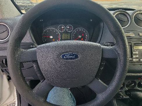 Used 2011 Ford Transit Connect XLT image 11