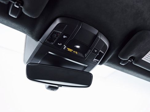 Used 2025 Porsche 911 Turbo S AWD/4WD image 83