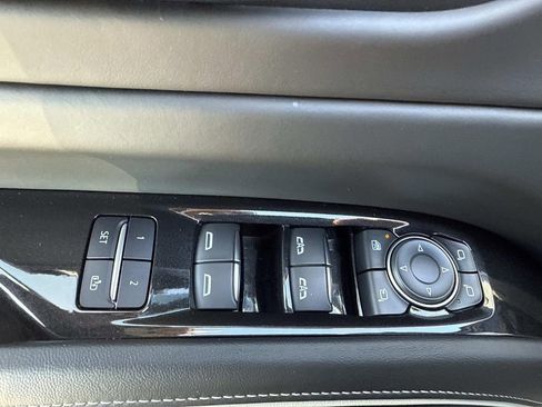 Certified 2024 Cadillac Escalade ESV Sport Platinum w/ LPO, ONYX Package image 20