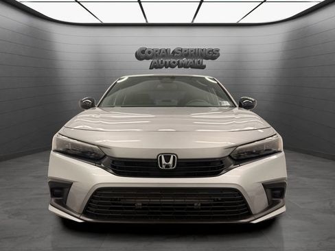 Used 2024 Honda Civic Sport image 8