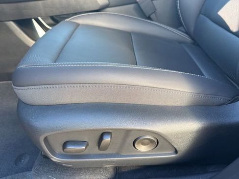 New 2026 GMC Terrain Elevation image 17