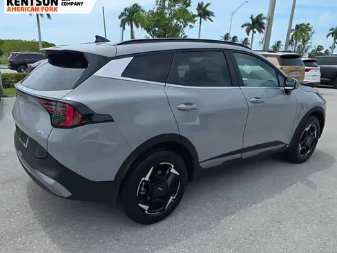 Used 2026 Kia Sportage EX w/ EX Panoramic Sunroof Package AWD/4WD image 3