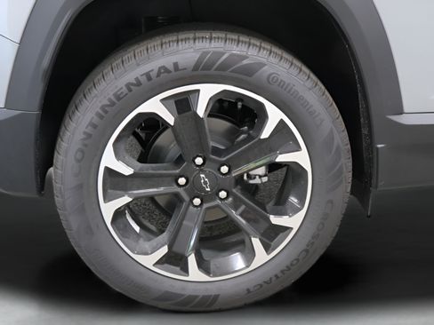 New 2026 Chevrolet Equinox LT w/ Convenience Package II FWD image 36