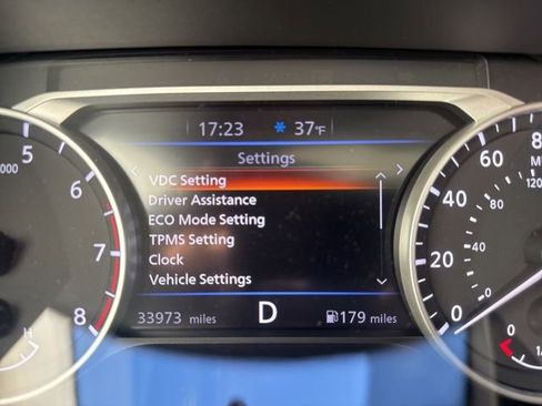 Used 2021 Nissan Sentra SR w/ SR Premium Package image 20