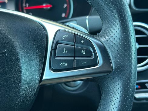 Used 2019 Mercedes-Benz GLC 300 image 28