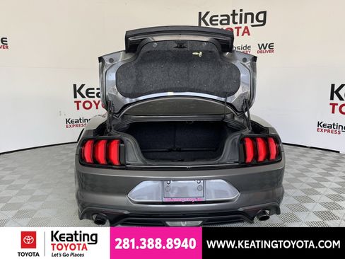 Used 2019 Ford Mustang Coupe w/ Black Accent Package RWD image 16