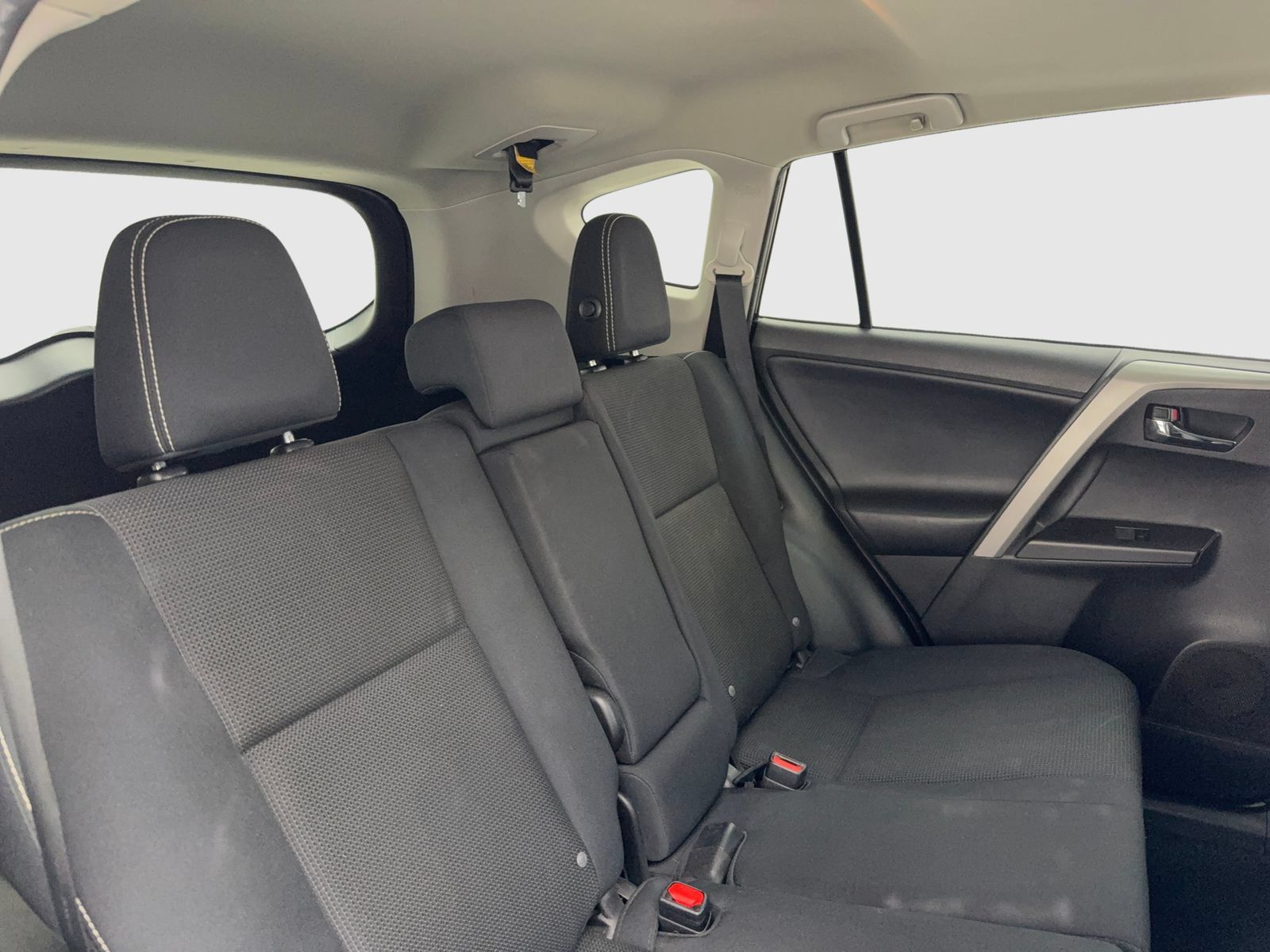 Used 2017 Toyota RAV4 XLE w/ Plus Special Value Package AWD/4WD image 43