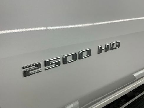 Used 2022 Chevrolet Silverado 2500 High Country w/ Z71 Off-Road Package AWD/4WD image 26