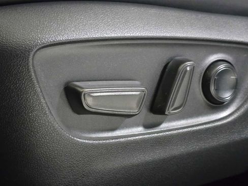 Used 2025 Toyota RAV4 XLE Premium w/ Weather Package AWD/4WD image 26