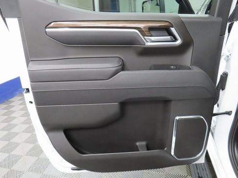 Used 2025 Chevrolet Silverado 1500 RST w/ Z71 Off-Road Package image 56