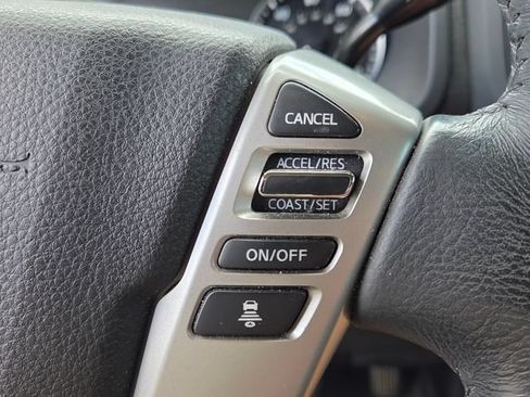 Used 2024 Nissan Titan SV w/ SV Convenience Package RWD image 27