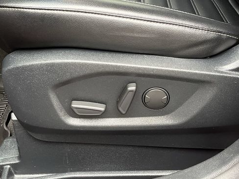 Certified 2020 Ford Edge SEL w/ Convenience Package FWD image 12
