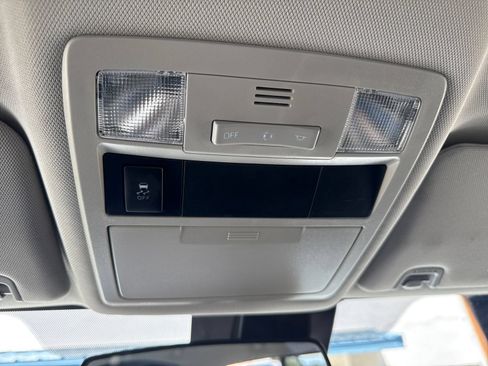 Used 2019 Toyota Tacoma SR RWD image 21