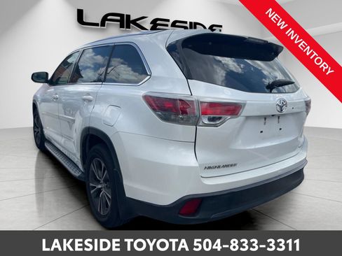Used 2016 Toyota Highlander XLE image 4