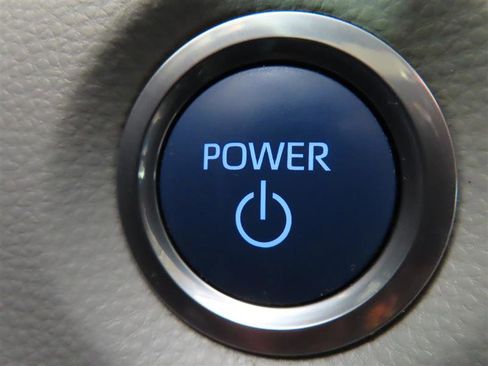 Used 2022 Toyota Corolla LE image 19