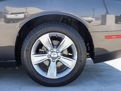 Used 2021 Dodge Challenger SXT RWD image 10