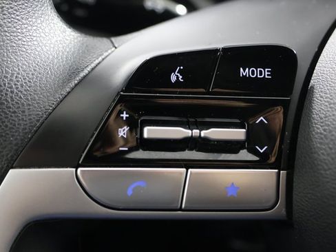 Certified 2024 Hyundai Santa Cruz SEL image 10