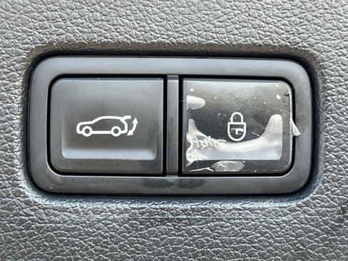 Used 2024 Genesis GV80 2.5T AWD/4WD image 22