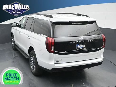 New 2025 Ford Expedition Active image 13