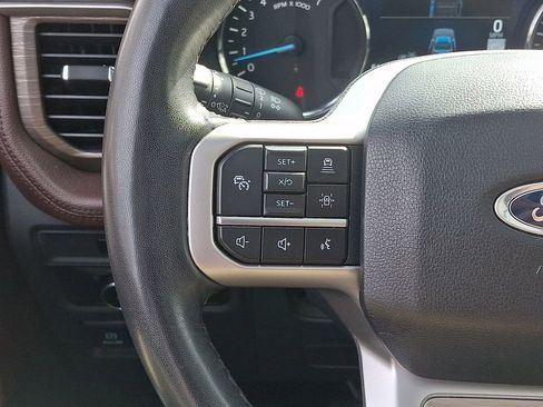 Used 2024 Ford Expedition Limited image 22