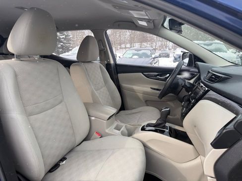 Used 2019 Nissan Rogue Sport SV image 30