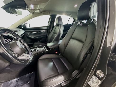 Used 2021 MAZDA MAZDA3 s image 22
