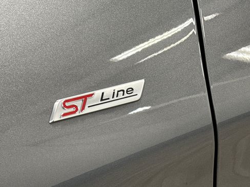 Used 2023 Ford Explorer ST-Line AWD/4WD image 36