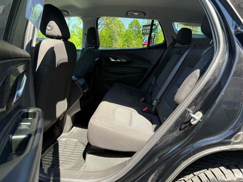 Used 2022 GMC Terrain SLE w/ Driver Convenience Package AWD/4WD image 14