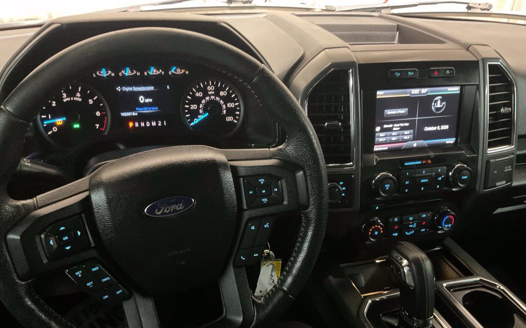 Used 2015 Ford F150 XLT w/ Equipment Group 302A Luxury AWD/4WD image 17