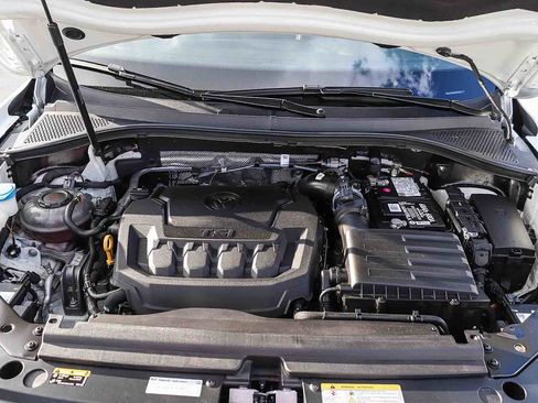 Used 2024 Volkswagen Tiguan SEL R-Line image 29