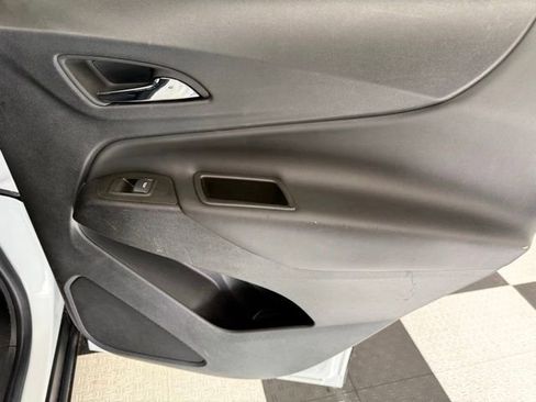 Used 2023 Chevrolet Equinox LT w/ LPO, Floor Liner Package AWD/4WD image 25