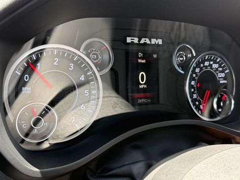 Used 2025 RAM 1500 Big Horn RWD image 23