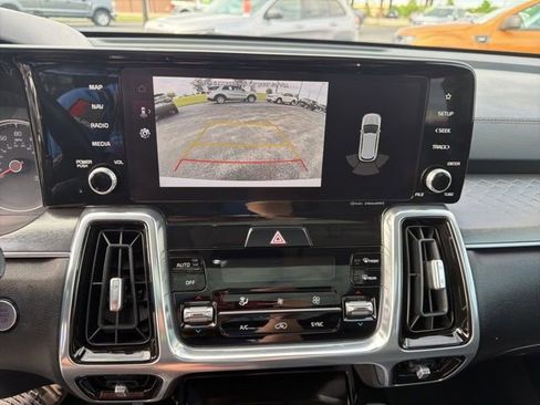 Used 2022 Kia Sorento SX FWD image 15