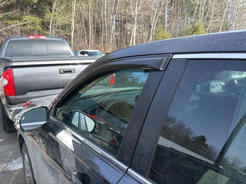 Used 2025 Honda CR-V EX image 10