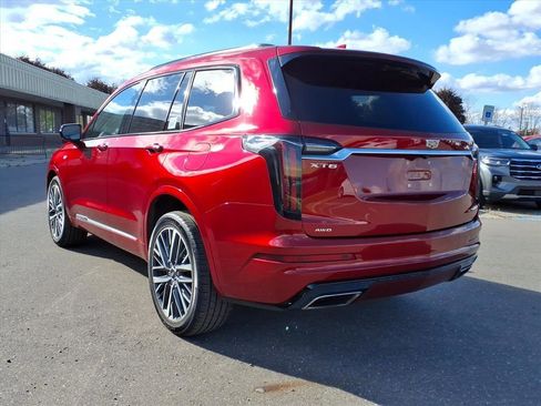 Used 2023 Cadillac XT6 Sport w/ LPO, Floor Liner Package image 7