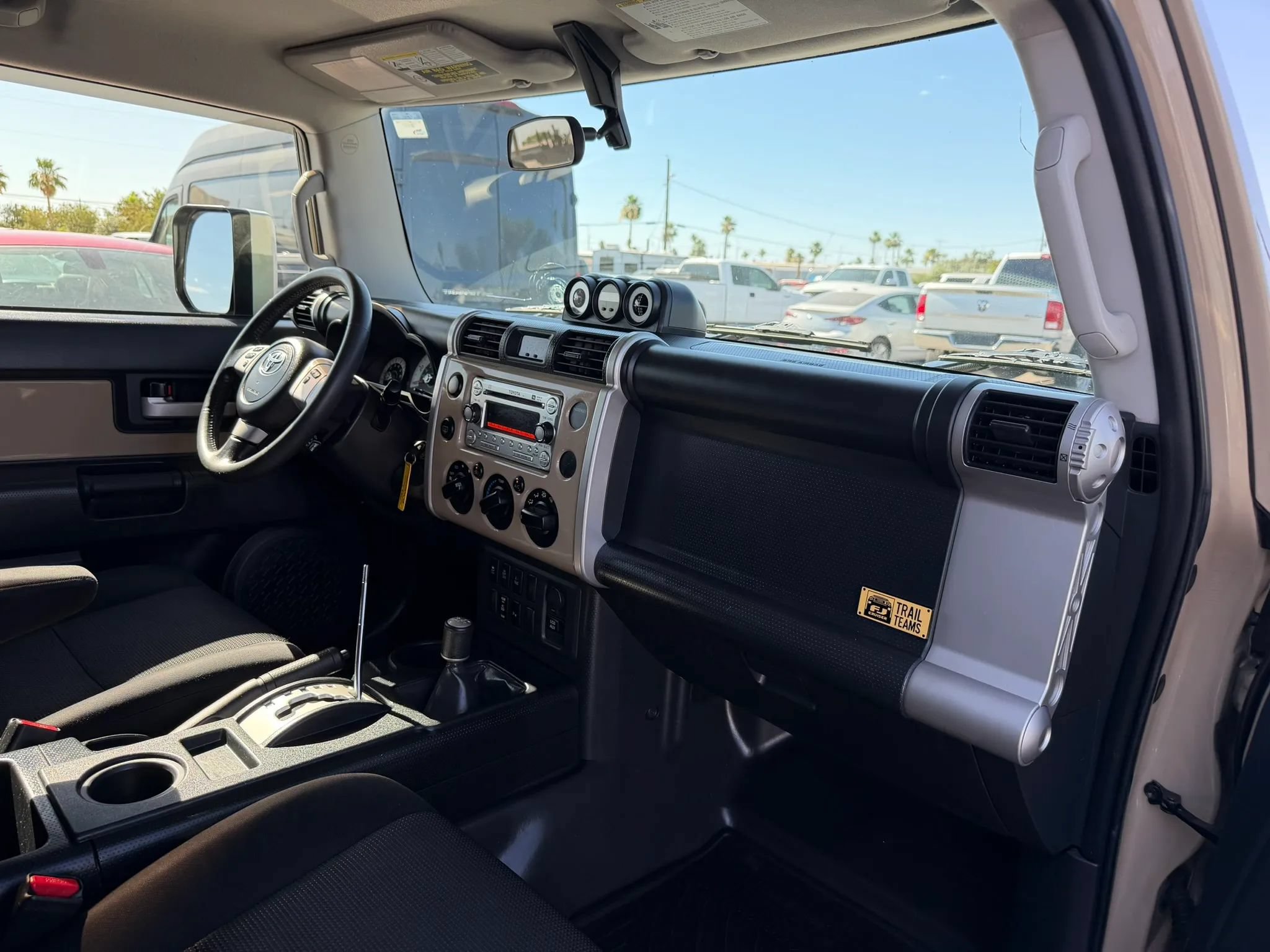Used 2014 Toyota FJ Cruiser 4WD w/ Upgrade Package image 30