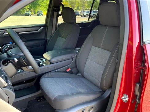 New 2025 GMC Acadia Elevation w/ LPO, All-Weather Package image 9