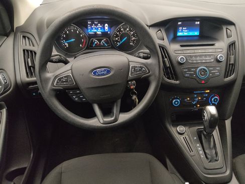 Used 2016 Ford Focus SE FWD image 22