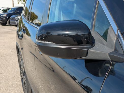 Used 2022 Honda Pilot Special Edition image 12