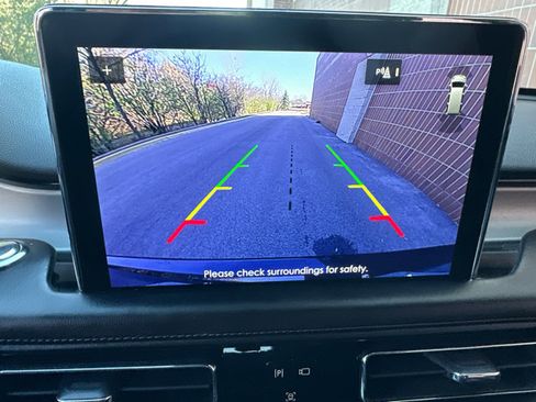 Used 2023 Lincoln Aviator AWD image 17